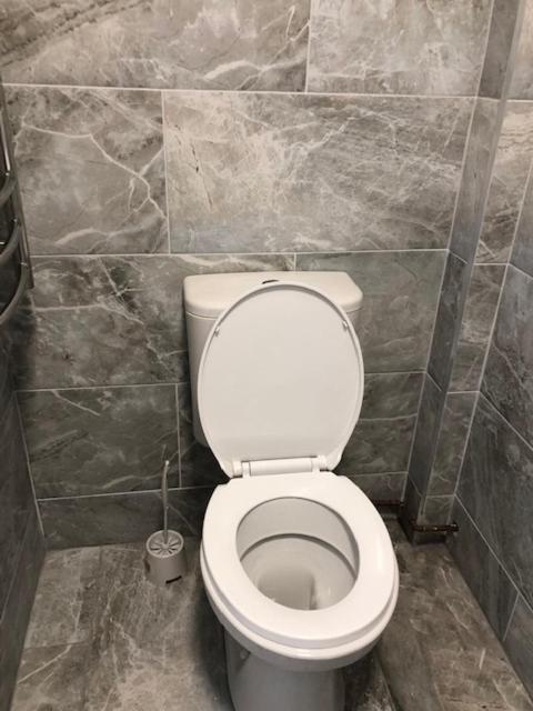 לייסטר Luxury Lavish Studio Apartments Le1 מראה חיצוני תמונה