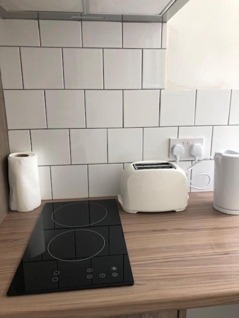 לייסטר Luxury Lavish Studio Apartments Le1 מראה חיצוני תמונה