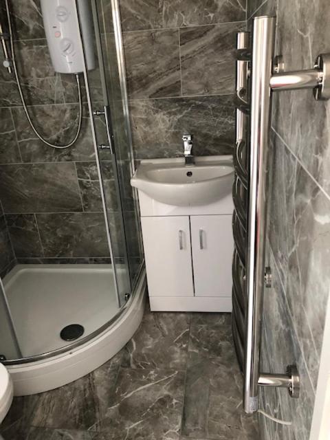 לייסטר Luxury Lavish Studio Apartments Le1 מראה חיצוני תמונה