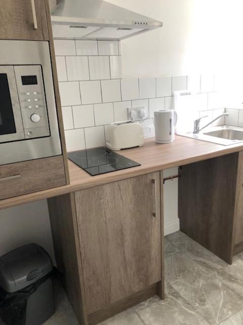 לייסטר Luxury Lavish Studio Apartments Le1 מראה חיצוני תמונה