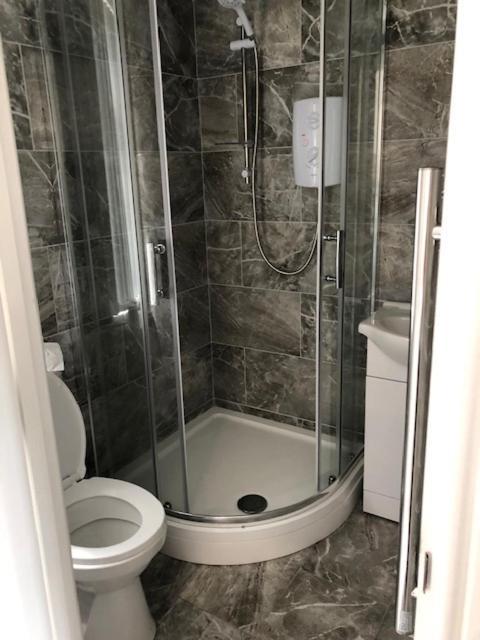 לייסטר Luxury Lavish Studio Apartments Le1 מראה חיצוני תמונה